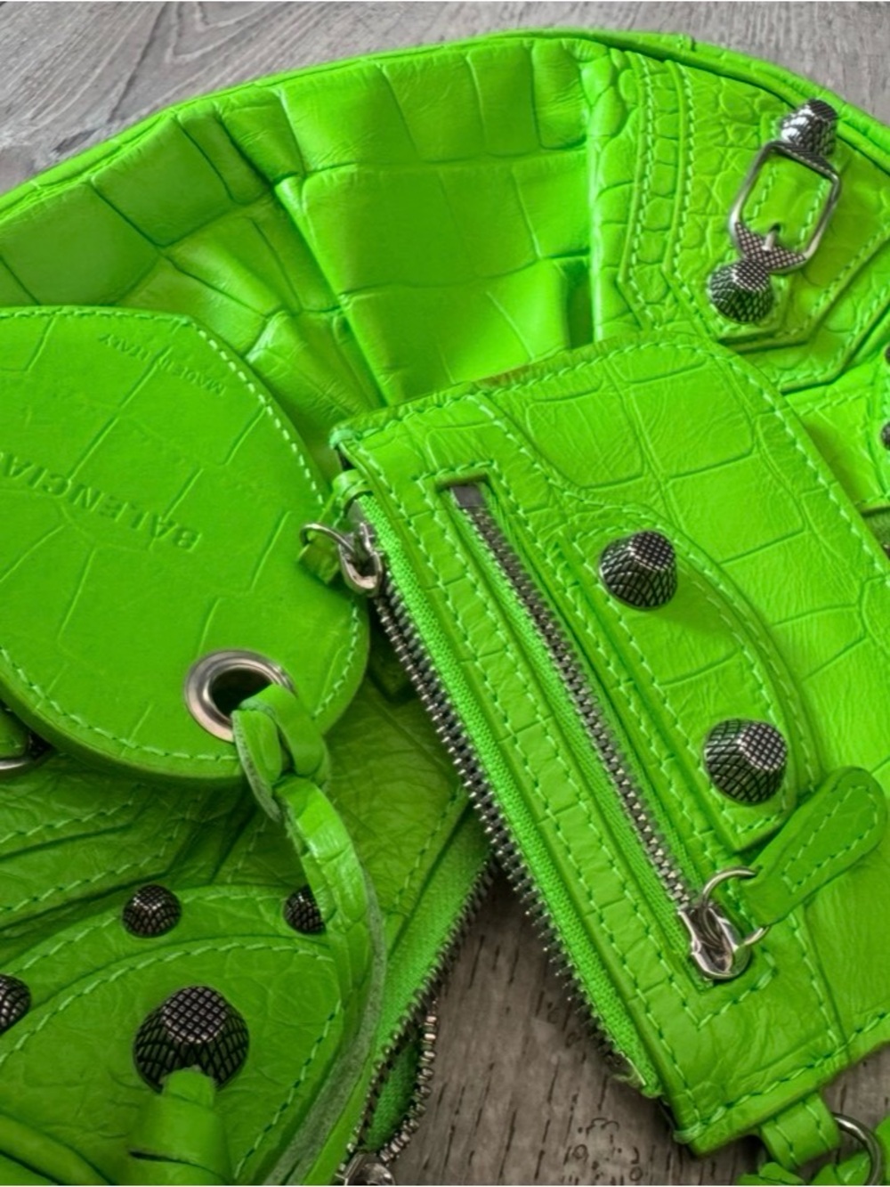 BALENCIAGA LE CAGOLE BAG XS - Picture 10 of 11
